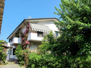 Apartment Ilaria by Interhome Marina Di Massa